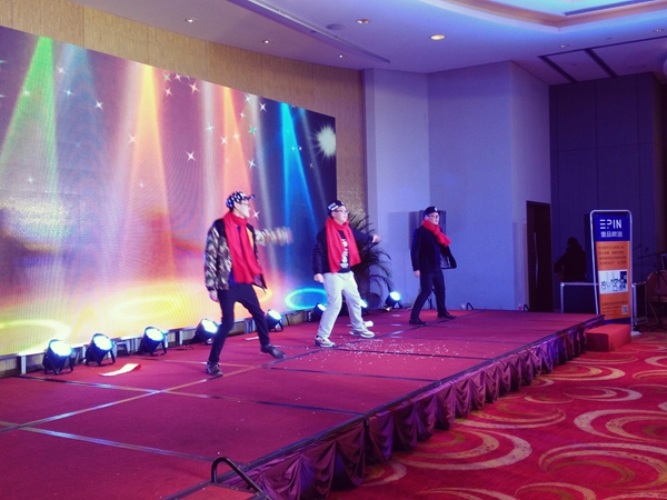 壹品歐迪·友聚天下2016新春團拜會! 壹品歐迪·友聚天下2016新春團拜會!