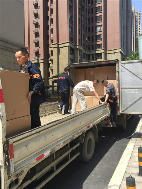 成都辦公家具廠家不要忽略與客戶的”最后一公里“ 成都辦公家具廠家不要忽略與客戶的”最后一公里“