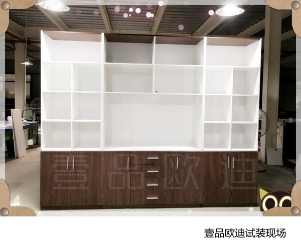 試裝現場 試裝現場