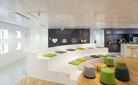 看辦公家具表面質(zhì)量 看辦公家具表面質(zhì)量