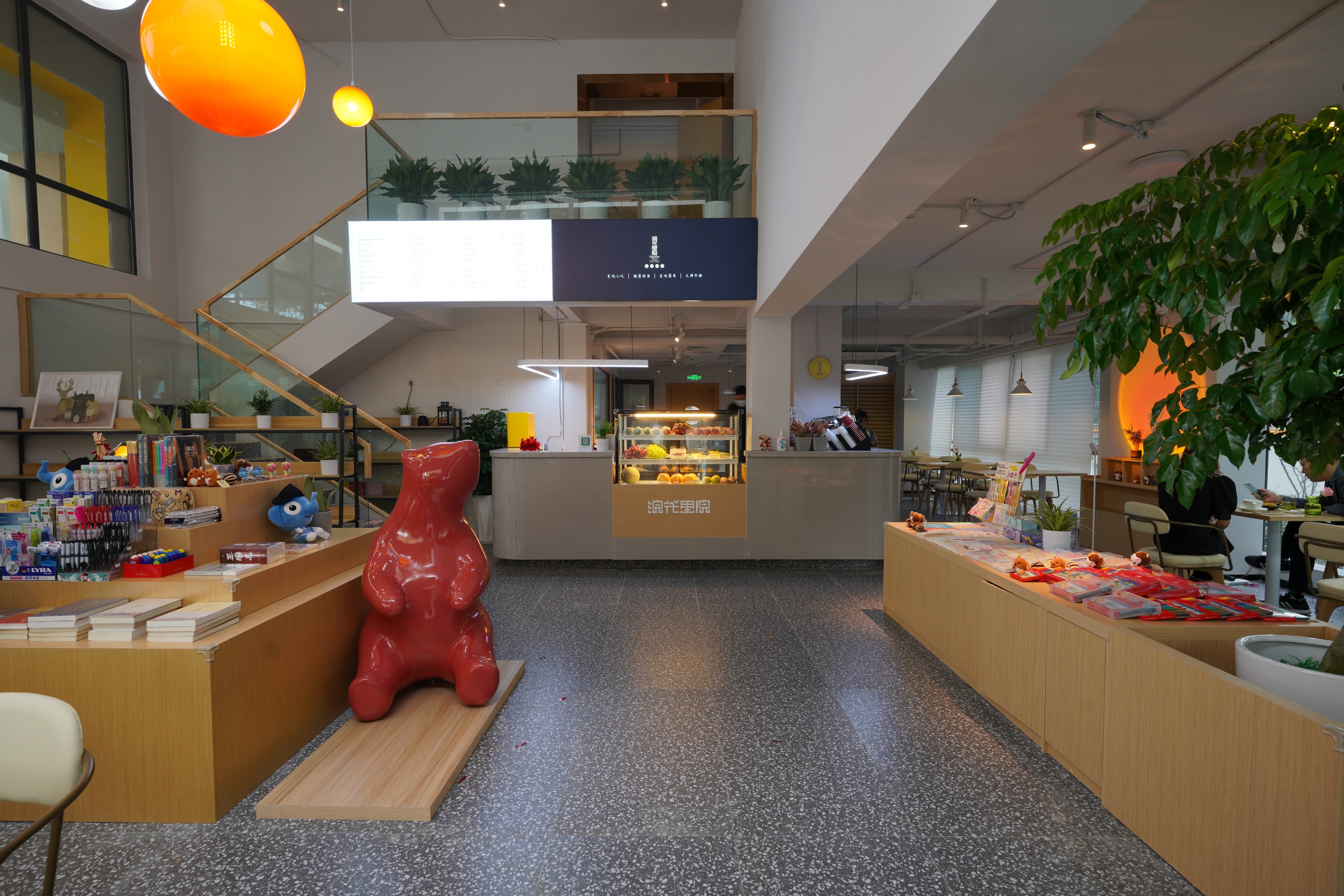 案例 | 享悠然閑暇，品詩意浣花 – 城投教育浣花里院咖啡廳項(xiàng)目